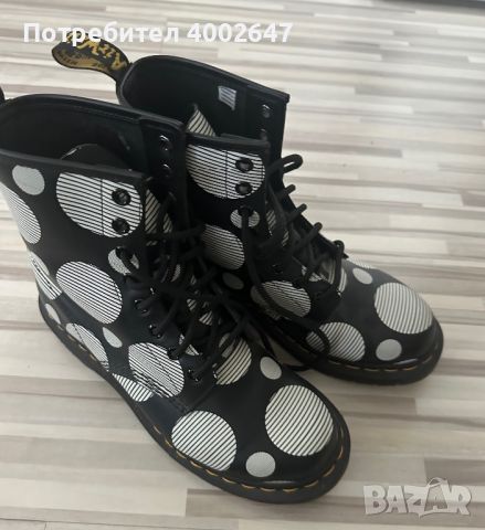 Кубинки Martens , снимка 2 - Дамски боти - 46729269