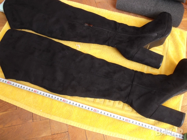 Велурени ботуши BATA