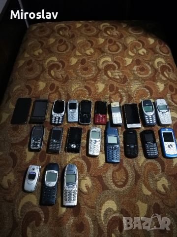 стари телефони работещи , снимка 1 - Други - 46218976