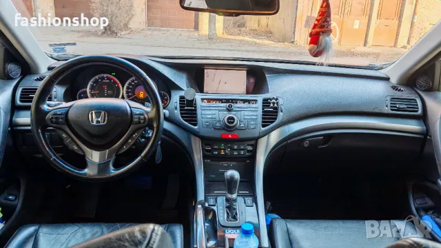 Honda Accord VIII 2.2 I-DTEC Executive, снимка 10 - Автомобили и джипове - 48717872