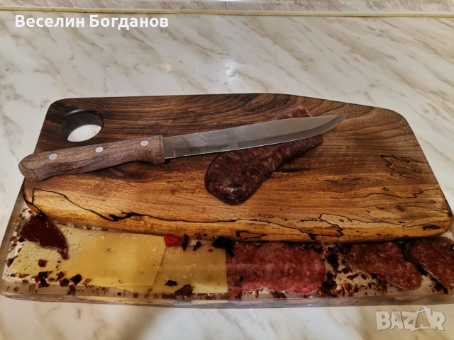 Плато за сервиране и рязане орех и епоксидна смола , снимка 2 - Прибори за хранене, готвене и сервиране - 52682132