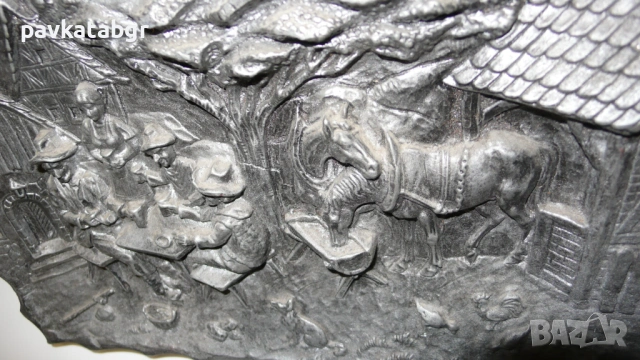 Метално пано, снимка 3 - Антикварни и старинни предмети - 53066446