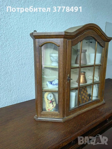 Малка стенна витрина, снимка 2 - Секции и витрини - 53909908