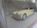 1:43 DINKY MATCHBOX JAGUAR XK 150 КОЛИЧКА МОДЕЛ, снимка 2