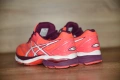 Asics Оригинални дамски маратонки 38 номер, снимка 4