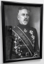 Висококачествен Портрет на Генерал Владимир Вазов в Рамка