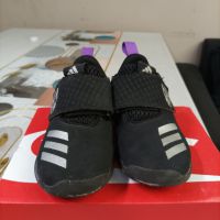 Маратонки Adidas, снимка 2 - Детски маратонки - 45370868