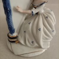 РЯДКА НАХОДКА АНТИЧНА ПОРЦЕЛАНОВА СТАТУЕТКА Vintage Dresden Lace Doll МОМИЧЕТО КОЕТО СВИРИ НА АРФА , снимка 10 - Статуетки - 46189131