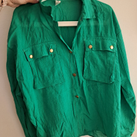 Дамска зелена риза, снимка 1 - Ризи - 45048037