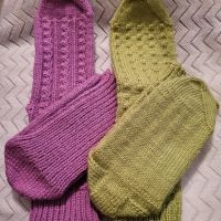 Уникални дамски терлици по 5 лв., снимка 4 - Дамски чорапи - 45373673