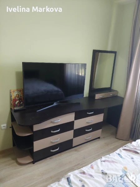 Скрин с тоалетка + 2 нощни шкафчета, снимка 1