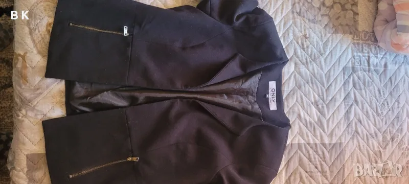 три дамски сака и подарък - блузка , снимка 1