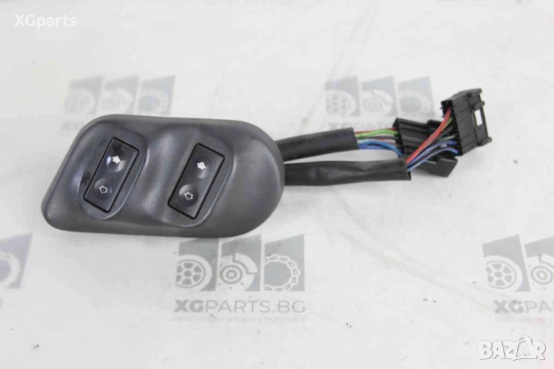 Бутони предни ел. стъкла за Skoda Octavia (1996-2000), снимка 1