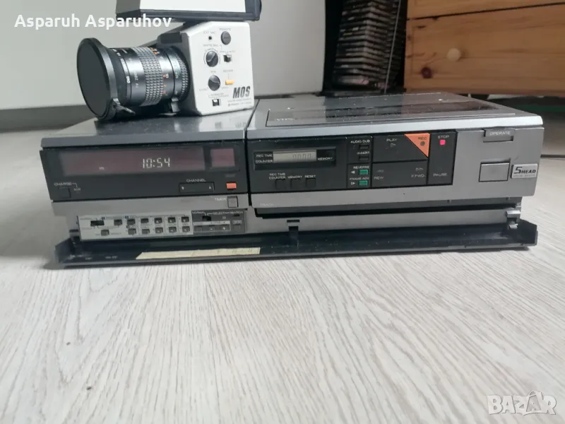 Видеокасетофон и видеокамера HITACHI VIDEO SYSTEM VT 8E & HITACHI VK C1500E, снимка 1