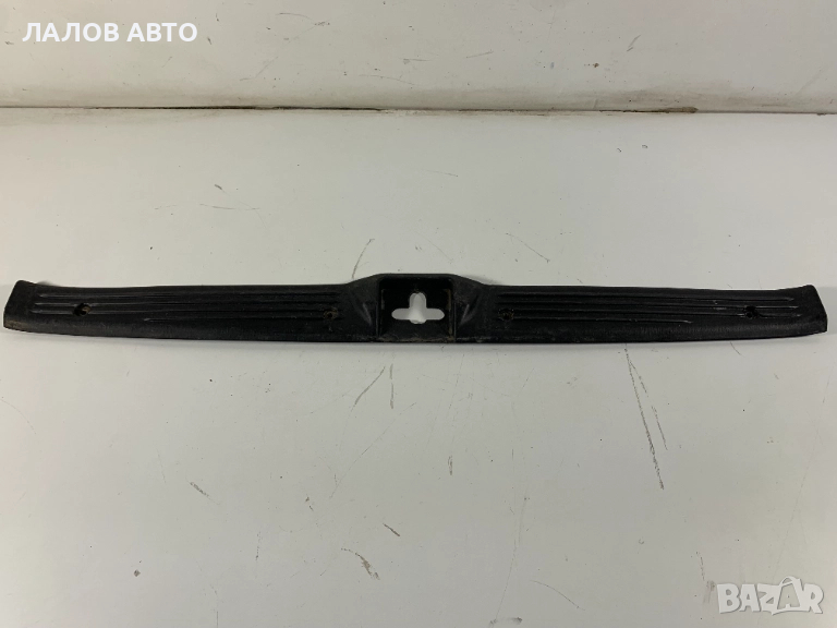 Пластмаса багажник Хюндай Теракан Plastmasa bagajnik Huyndai Terracan 84240-H1002, снимка 1