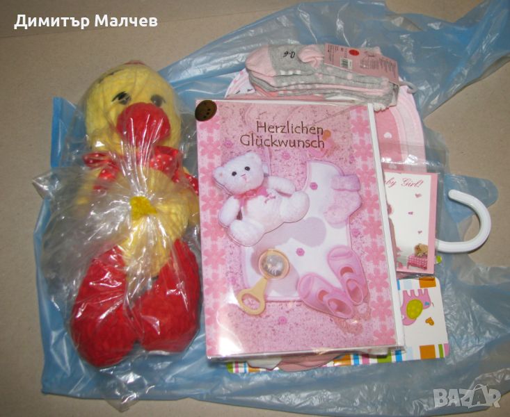 Подарък новородено момиче дрешки картички плет. играчка нови, снимка 1