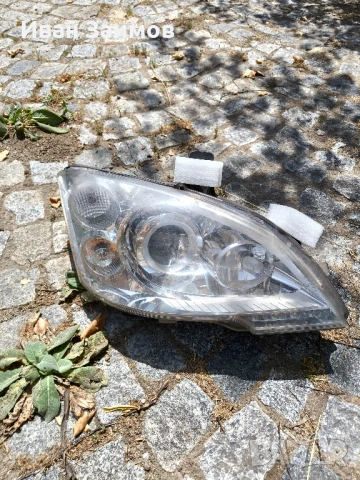 фарове за Мерцедес виано