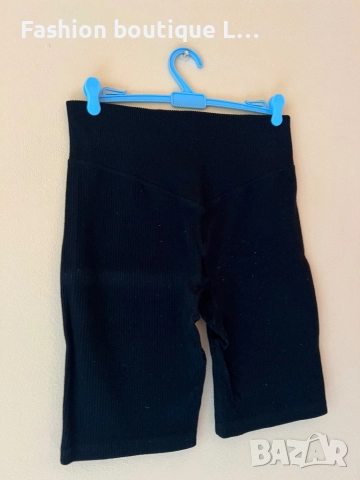 Комплект в черно бандажен спортен рипсен бюстие с панталонки с висока талия S / M размер 🖤🖤🖤🖤, снимка 9 - Спортни екипи - 52052346