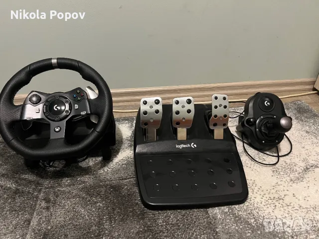 Logitech G920 Driving Force+pedals+shifter, снимка 1 - Джойстици и геймпадове - 48654334