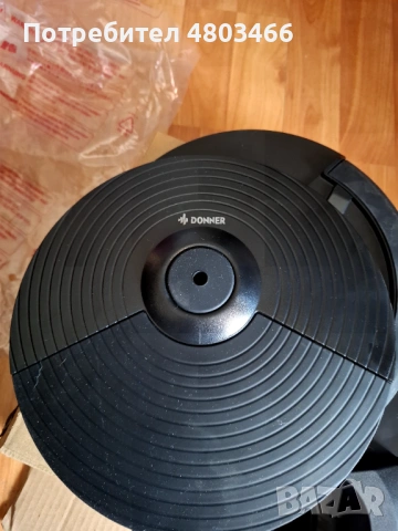 Два чинела и фус комплект.