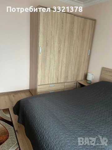 Спалня и гардероб, снимка 2 - Спални и легла - 53446596