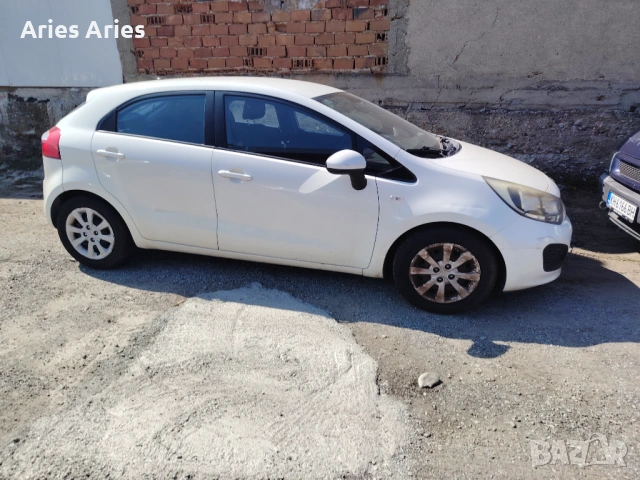 Kia Rio 1,3 i , Кия Рио на части! Май 2013, снимка 2 - Автомобили и джипове - 53891334