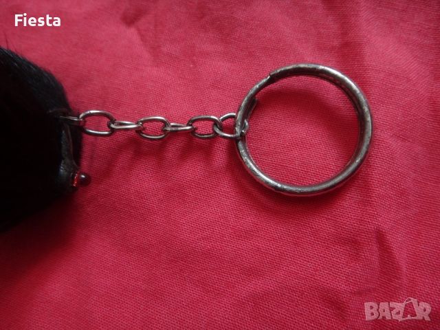 Ключодържател/Аксесоар/Висулка за чанта от естествен косъм лисица в черно, снимка 5 - Други - 45342895