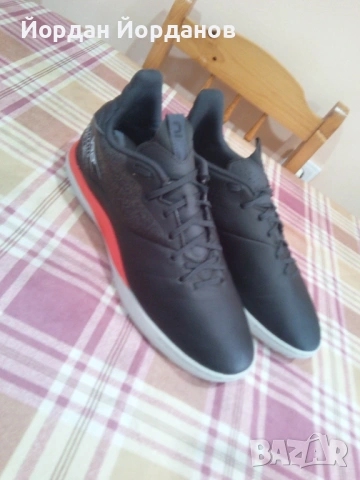 Футболни обувки KIPSTA 44 номер, снимка 2 - Футбол - 53943076