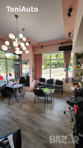 Място за МАНИКЮРИСТ, снимка 6 - Маникюр и педикюр - 53871845