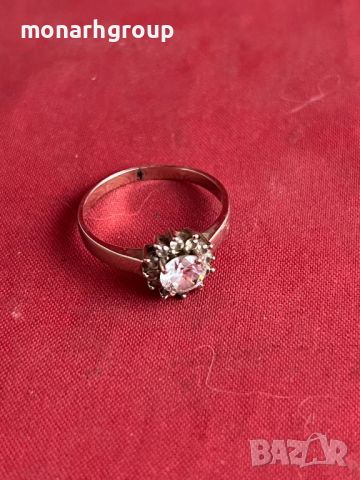 Златен пръстен, снимка 1 - Пръстени - 45754685