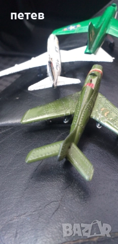 Метална количка. Метален самолет., снимка 2 - Антикварни и старинни предмети - 51777591