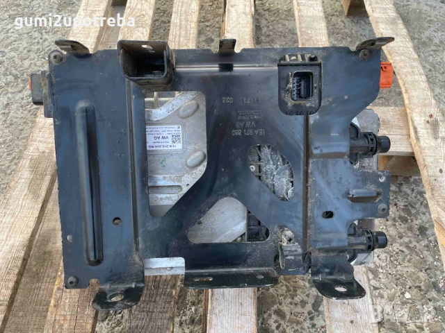 Инвертор Зарядно Основна Батерия 1EA915684BG VW ID.3 E11 pro