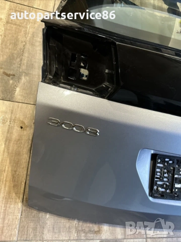 Заден капак на багажника с прозорец сив за Peugeot 3008 1.2T (2022), снимка 3 - Части - 53596344