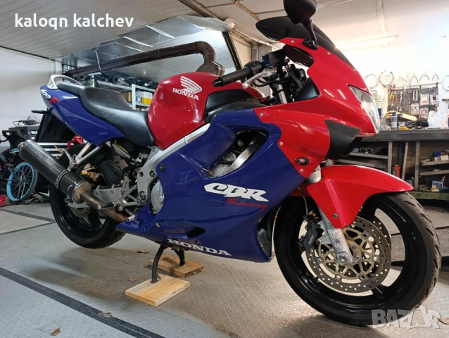 HONDA CBR F4 ЗА А2!ГОТОВ ЗА СЕЗОНА!Обслужен и поддържан редовно!, снимка 3 - Мотоциклети и мототехника - 53882330
