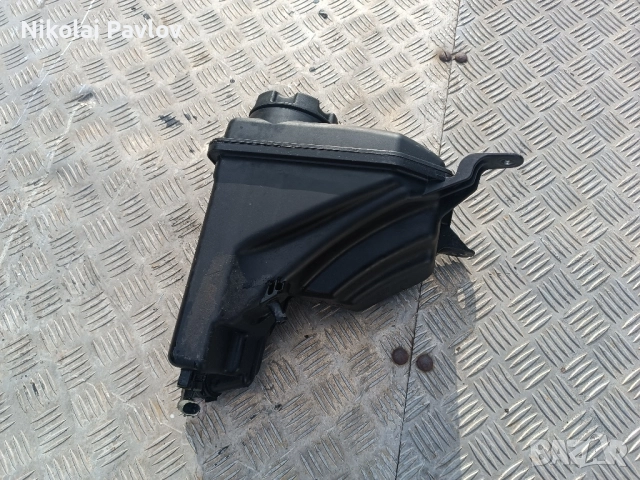 Казанче антифриз за БМВ Е 91 Е 90 бензин , снимка 11 - Части - 51708081