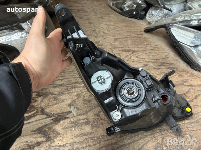 Оригинален ляв фар за Toyota Aygo/ Тойота Айго. 14-18г. , снимка 5 - Части - 53246386
