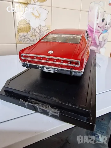 Dodge Charger 1966 (1:18), снимка 3 - Колекции - 47109277