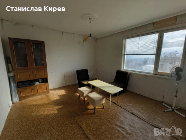 Продаваме имот с къща - с. Богомилово, снимка 7 - Къщи - 53004646