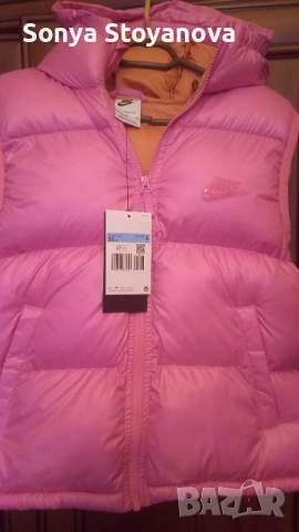 Оригинален елек Найк, снимка 2 - Детски якета и елеци - 53457715