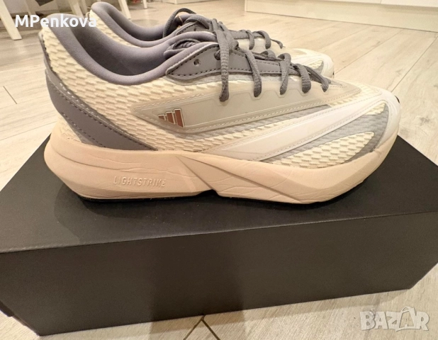 Маратонки Adidas 