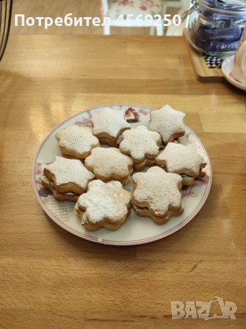 Десерти, дребни сладки, и тестени изделия по поръчка 