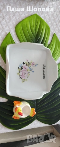порцеланов салфетник+декорация, снимка 2 - Чинии - 53282413