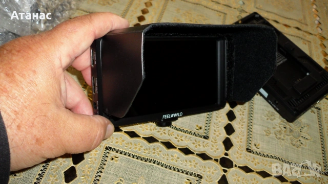 Монитори -  Feelworld F5- 5" и Feelworld F6S- 5"    Full HD HDMI USB сенник, снимка 9 - Чанти, стативи, аксесоари - 50440939