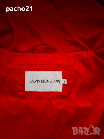 Calvin Klein-Пухено яке, снимка 11 - Якета - 52431545