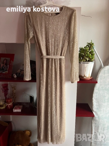 Дамска рокля