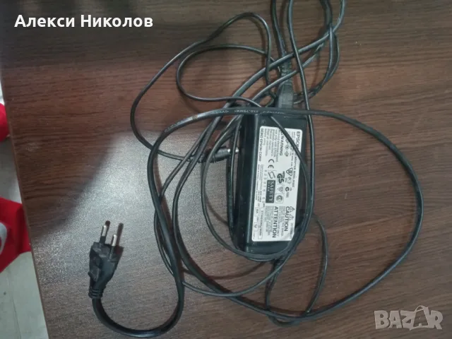 Скенер EPSON Perfection 1260, снимка 4 - Принтери, копири, скенери - 47989463