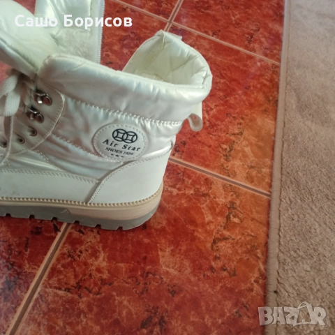 Зимни обувки , снимка 4 - Детски боти и ботуши - 52519354