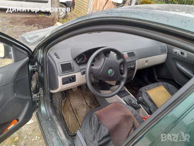 ШКОДА ФАБИЯ, снимка 2 - Автомобили и джипове - 53737283