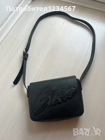 Оригинална нова чанта Guess