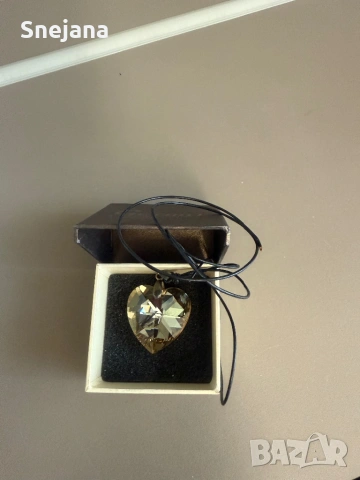 Колиета Swarovski по 9€ от 99€, снимка 2 - Колиета, медальони, синджири - 48517198